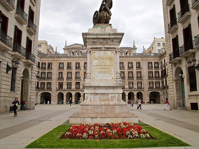 Plaza Porticada o de Velarde, Santander